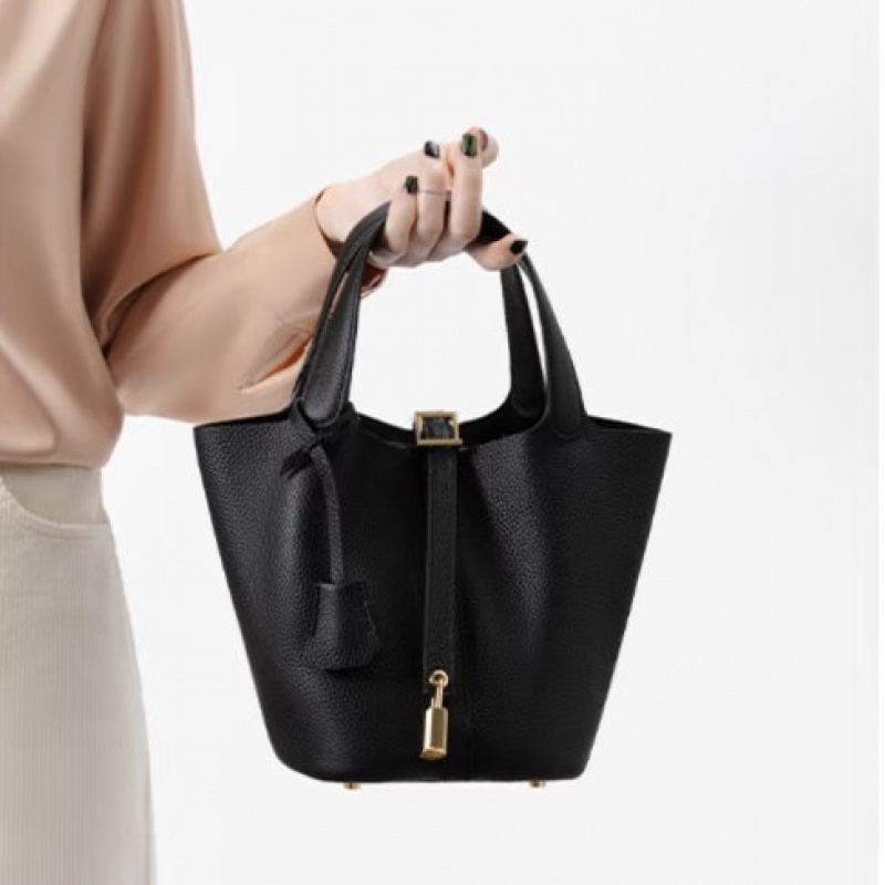 Bolso clásico de baloncesto de - Luxury Bags Jacquemus reseña y precio