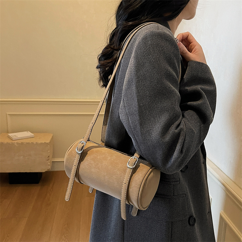 LEFTSIDE, bolso de hombro pequ - Luxury Bags Trend 2025 reseña y precio