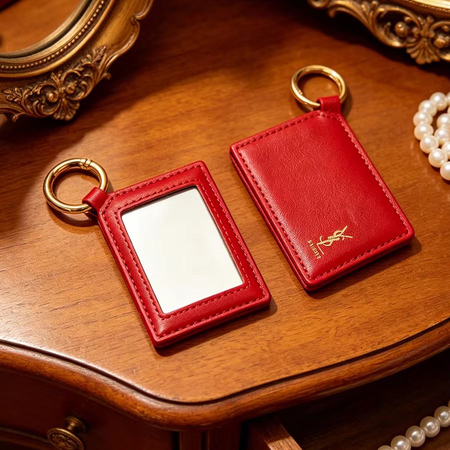 Espejo de Maquillaje de Bolsil - Luxury Designer Bags Ysl reseña y precio