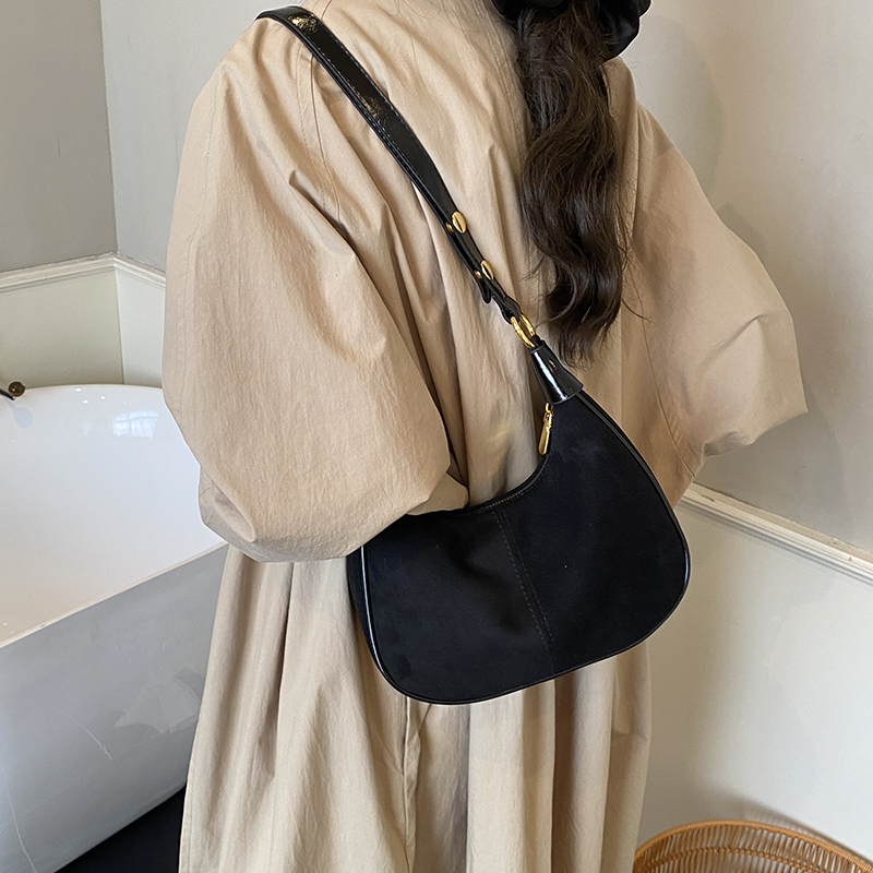 LEFTSIDE, bolso de hombro pequ - Luxury Bags Trend 2025 reseña y precio